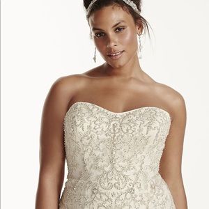 OLEG CASSINI TULLE BEADED MERMAID WEDDING DRESS